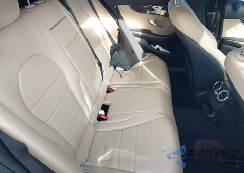 2019 Mercedes-Benz C 300 4Matic from USA, damaged, VIN 55SWF8EB5KU320175